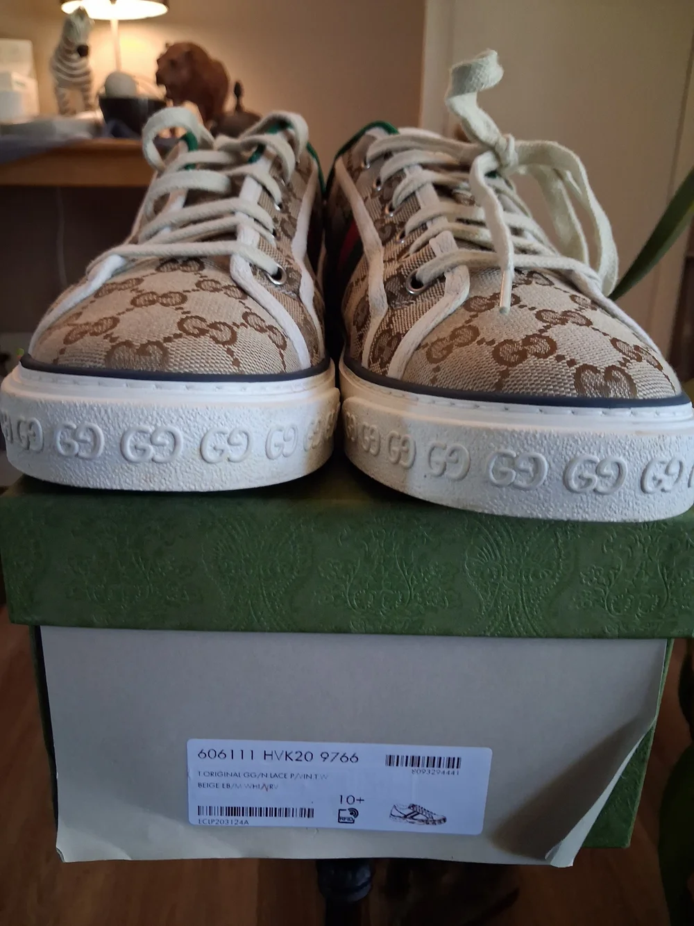 Gucci Beige GG Canvas Low-Top Sneakers